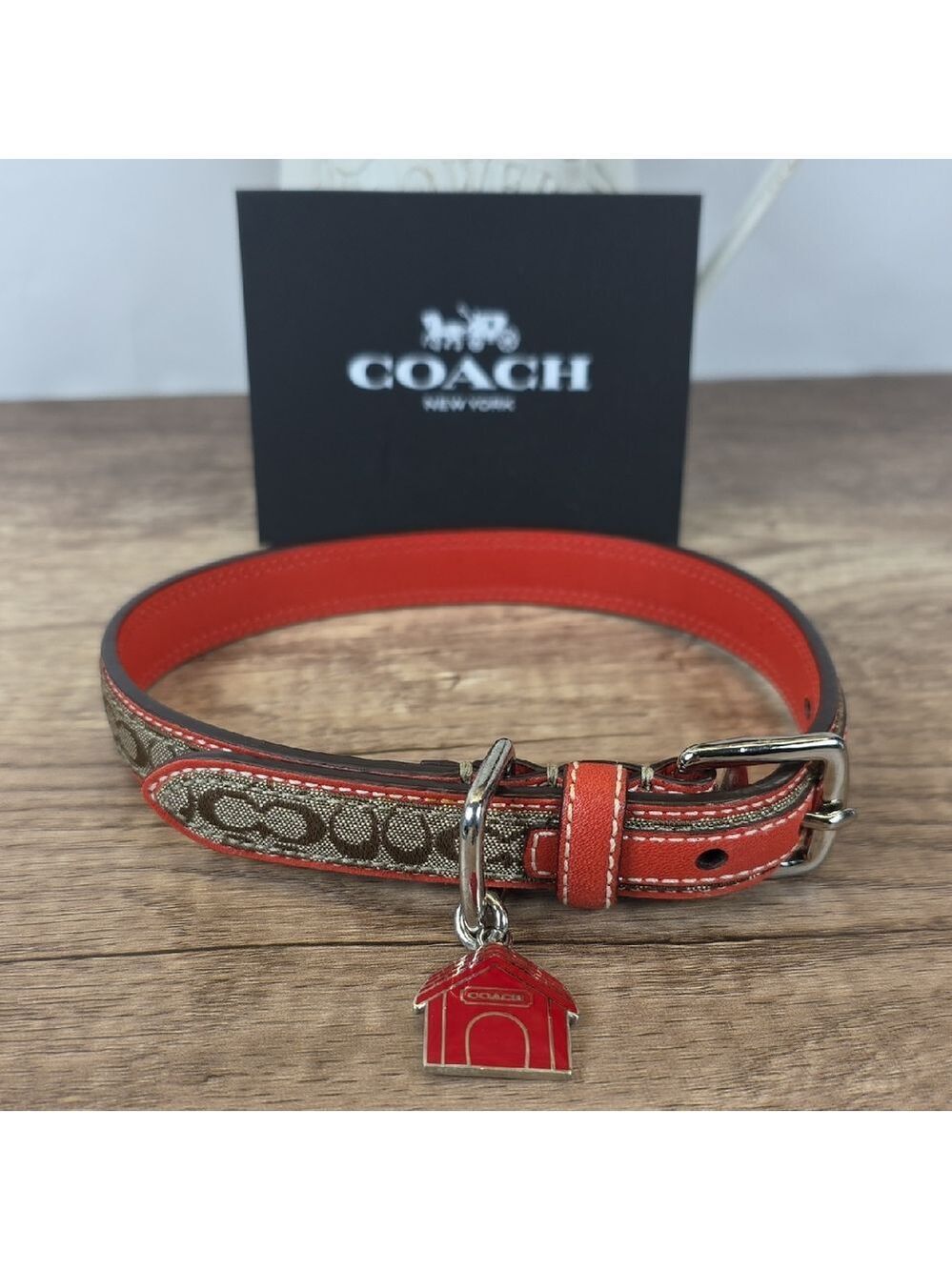 Rare Coach Size M 60339 Red and Brown Signature Dog Collar Charm‎ Limited Editio